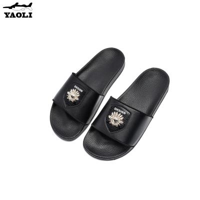 China 2021 New Arrival CUSHIONING Customized Outdoor Large Size Slide Men's Casual Shoes for sale