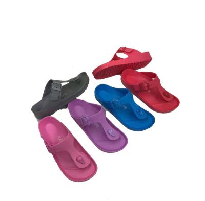 China Anti Slippery Most Popular Classic Lady Flip Flops For Beach Wear Slide-On Slippers Sandals For Lady Wear for sale