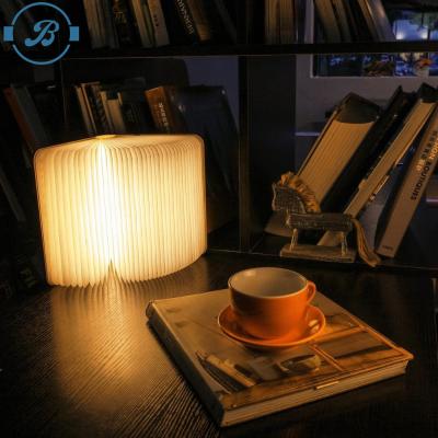 China Portable USB Fashion Book Light Folding LED Book Lamp with Any Evergreentech Strip for sale