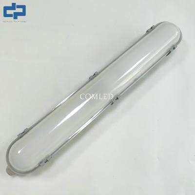 China IP65 18w Tri Proof LED Light com sensor de atenuação e função de emergência à venda