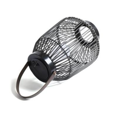 China Hot Selling Outdoor Garden Candle Rattan Fixtures Garden Lights Out Solar Lantern Light for sale