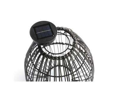 China Outdoor Large Garden Patio Solar Powered Woven Wicker Lamp Post for Deck, Garden, Lawn, Driveway, Pool, Porch for sale