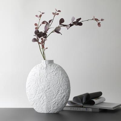 China Europe Minimalistic Matte Vases Flower Vase Design Luxury Handmade White Living Room Decor Home Decorating Vases For Hotel for sale