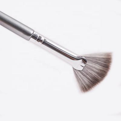 China Angular Blush DM Synthetic Hair Fan Brush Makeup Brush Manufacturer Free Sample for sale