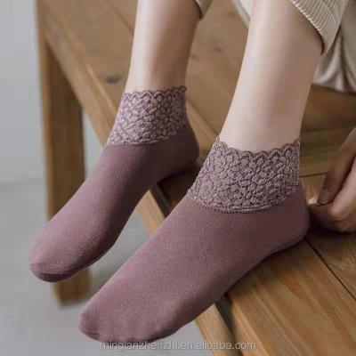 China Amazonas Hot Sale Lace Mid-tube QUICK DRY Hot Boat Bangs Heather Thickened Sanded Short Women Socks for sale