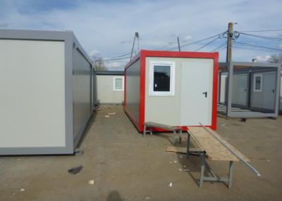 China Prefab Flat Pack Living And Office Spaces For Mobile Workers For Construction Sites for sale