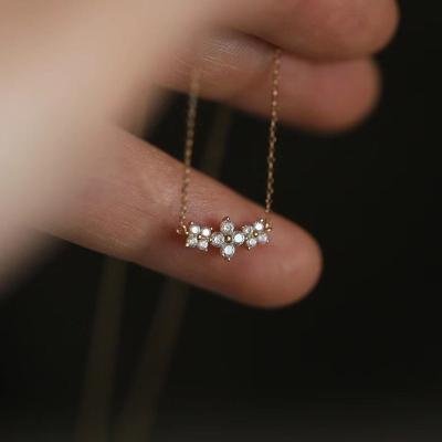 China FASHIONABLE Minimalist Tasty Band Pave White CZ Zircon Diamond 925 Sterling Silver Lucky Four Leaf Clover Necklace For Women for sale