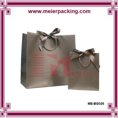 China Decorative paper gift bag for mensware/Paper Carrier Gift Present Package Bags ME-BG026 for sale