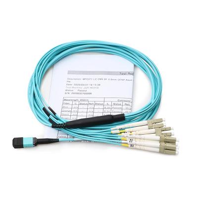 China Base modificada para requisitos particulares del Fanout de cable del desbloqueo de MPO LC 8 para Data Center en venta