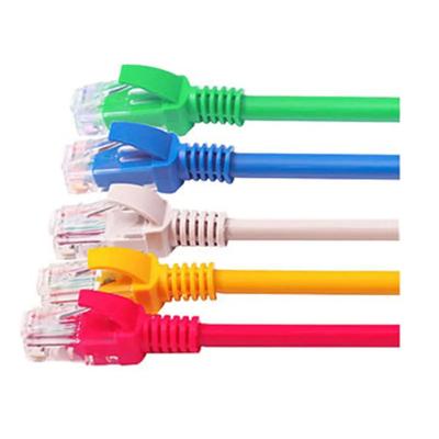 China Ethernet-Flecken Cat5E Cat6 verkabeln 3M 1000Mbps mit goldenem überzogenem Verbindungsstück RJ45 zu verkaufen