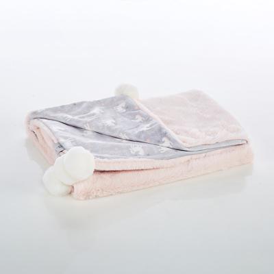 China PORTABLE Custom Wholesale Baby Blanket 90*70cm Super Soft Baby Flannel Blanket for sale