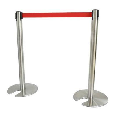 China Any place needs retractable crowd control satin belt barrier with 2m green belt for car trade show for sale