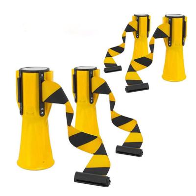 China Any Place Need Crowd Control Traffic Cone Topper Factories Traffic Retractable Belt Expandable Cone Topper for sale