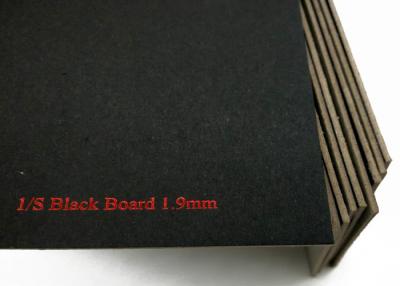 China 1,9 mm laminierte schwarze Pappe, graue Rückseite hohe Dicke Black Board zu verkaufen