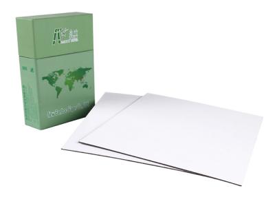 China Papel brillante de Whiteboard de la compensación bilateral degradable de la pulpa de la virgen del 100% en venta