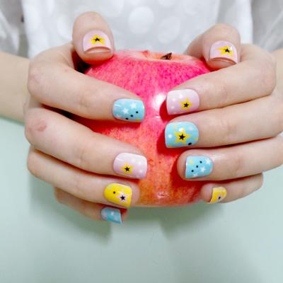 China 24 Pieces French Artificial Nails Star Shapes Printed Short Wearable False Nails And Detachable Kids Nail Tips for sale