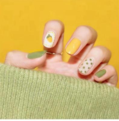 China 24Pcs/Set Design Press On Long Cool Full Cover Dots Nails Wearing Armor Nail Art Lemon Avocado Green Polka Fake Nails for sale