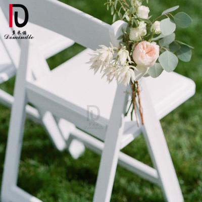 China Modern Style Modern Wedding Furniture White Plastic Folding Dining Chair for sale