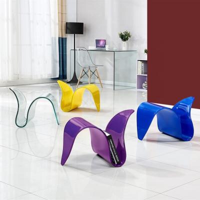 China Modern Unique Design Home Decoration Stylish Free Standing Colorful Furnite Glass Magazine Rack for sale