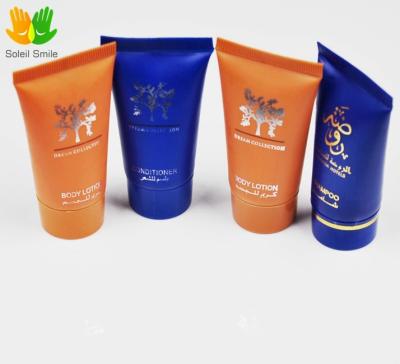 China Eco Friendly PE Tube/PVC Bottle Packaged Hotel Shampoo Mini Hotel Soap And Shampoo for sale