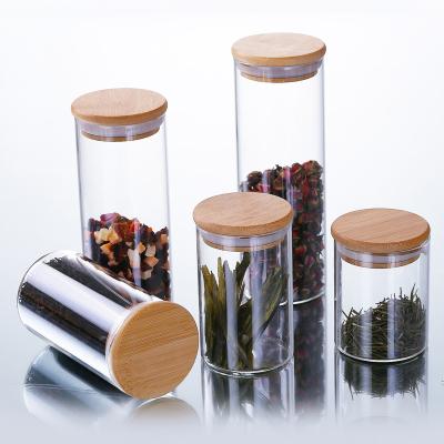 China 500ml 17oz Borosilical Heatable Food Storage Container with Airtight Bamboo Lid Clear Glass Jar for sale