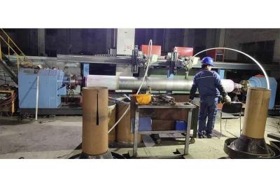 China 1200mm 750A 0.3r Minute Mills Roller Hardfacing Machine zu verkaufen