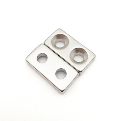 China Rectangular Ndfeb Magnet Industrial Block Neodymium Magnet With 2 Countersunk Holes for sale