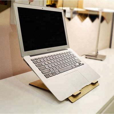 China Tablet Stand for Notebook Desktop Wood Mobile and Universal 11-15 Inch Tablet Stand Cell Phone Laptop Tablet Stand Wood Holder for sale