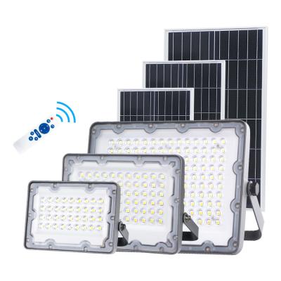 China 25watt 40watt 60watt 100watt Solar Powered Flood Lights Integrated Outdoor Flood Lamp for sale