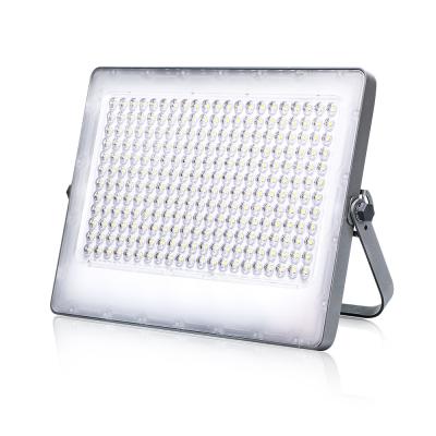 China Luces de inundación accionadas solares del jardín al aire libre impermeable de SMD2835 IP65 100 vatios en venta