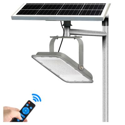 China SMD High Brightness Solar Flood Light 200W Remote Control Garden Led Floodlight for sale