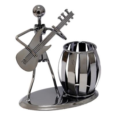 China Pen Holder Gift for Sculpture Pen Holder Art Man Pen Holder Stand Iron Musical Metal Office Students for sale