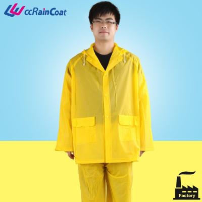 China Rain Suit Low Cost Polyester Light Material Waterproof Good Rain Jacket for sale