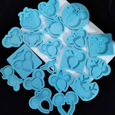 China Shenzhen HUAMJ Silicone Fondant Cake Mold Cute Mouse Resin Viable Epoxy Head Chain Mold for sale