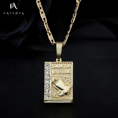 China Simple Design 14k 18k Square Religious Biblia Prayer Santa Unisex Pendant FP1007 For Women Men for sale