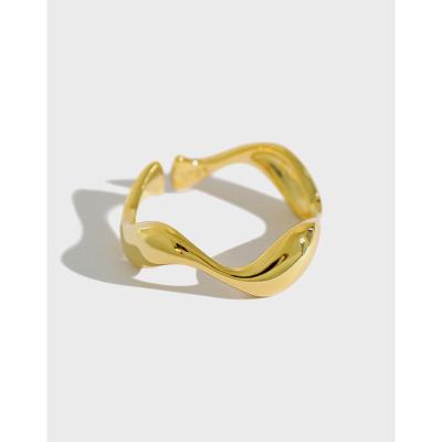 China FASHIONABLE S925 Sterling Silver Ins Simple Irregular Wavy Gold Plated Open Ring for sale