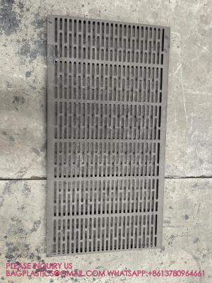 中国 Sustainable Tuff Rigid American Cast Iron Pig Flooring For Pig Farrowing Crate & Fattening 販売のため