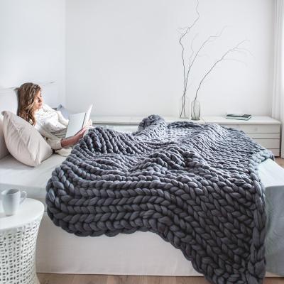 China Giant Merino Wool Anti-pilling Merino Wool Super Chunky Yarn Blanket for sale