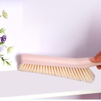 China Viable Hot Sale Multi Purpose Mini Plastic Handle Bed Floor Antistatic Dust Cleaner Carpet Brushes for sale