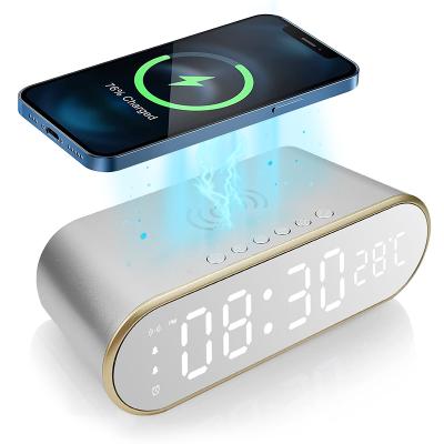 China Alarm Table Clock 15W 3 in 1 New Best Wireless Charger Modern Smart Radio Charging LED Alarm Table Clock 15W 3 in 1 Wireless Charger for sale