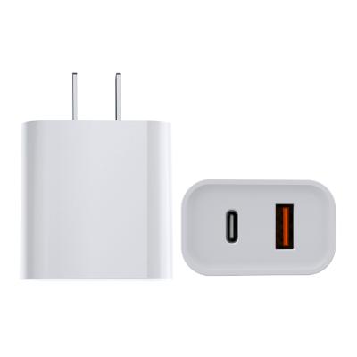 China UniversalÂ   Original 2021 New 20w PD Fast Charger Model C USB2 Type Ports Wall Charger for sale