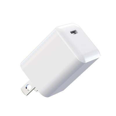 China UniversalÂ   Hot Selling Amazon USB C Wall Charger 20w PD3.0 PD2.0 Fast Charger for sale