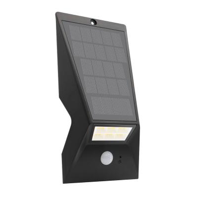 China Garden 3.5W 2200mah Slim Shed Solar Sensor Wall Light Lighting for sale