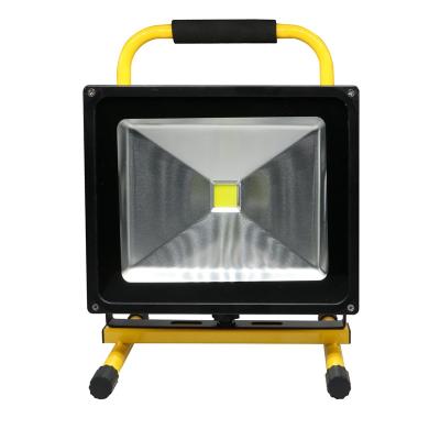 China Garden ED Flood Lights 50W Waterproof IP65 Floodlight Outdoor Lighting Rechargeable Camping Lantern +Battery/Charger for sale