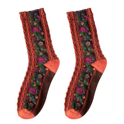 China QUICK DRY Embroidery Flower Booties Ethnic Style Women Booties Female Girls Sleep Home Floor Bedroom Booties Casual Floral Harajuku Socks for sale