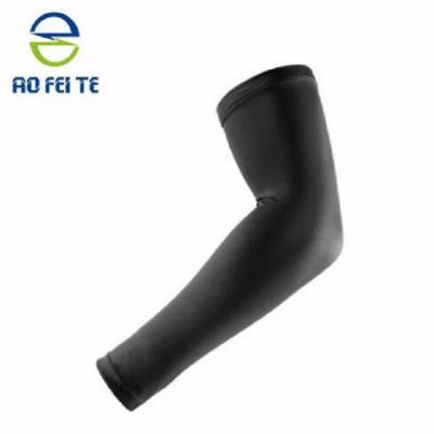 China Comfortable Online Shopping Elbow Splint With Medicine Bag for sale