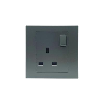 China Gray Color UK 3 Hole 13a Socket Outlet Outlet Residential / Multipurpose Wholesale High Quality Plastic Panel for sale