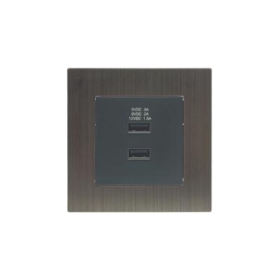 China Factory Direct Sales 86*86mm Dual Panel Metal Dual Metal USB Electrical Socket for sale