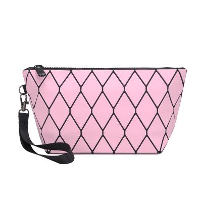 China 2021 New Solar Panel Laser PU Women Small Geometric Diamond Lattice Bags Women Handbags Shoulder Chain Sling Bags Thoughtful Women Bag for sale