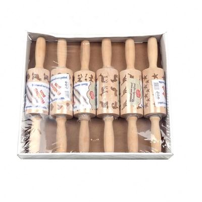 China Factory Wholesale Viable Laser Engraved Embossed Rolling Pin Animal Printed Rolling Pin for sale